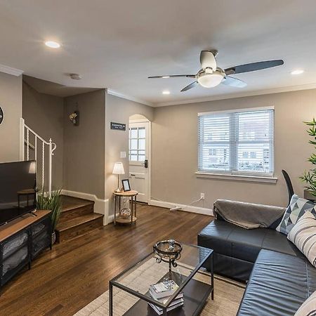Beautiful 3Br 2Ba House With Cozy Backyard By Cozysuites Alexandria Eksteriør billede
