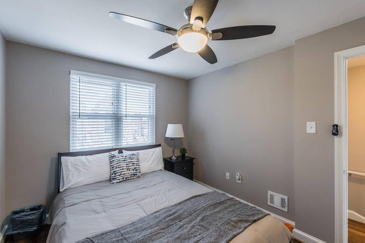 Beautiful 3Br 2Ba House With Cozy Backyard By Cozysuites Alexandria Eksteriør billede