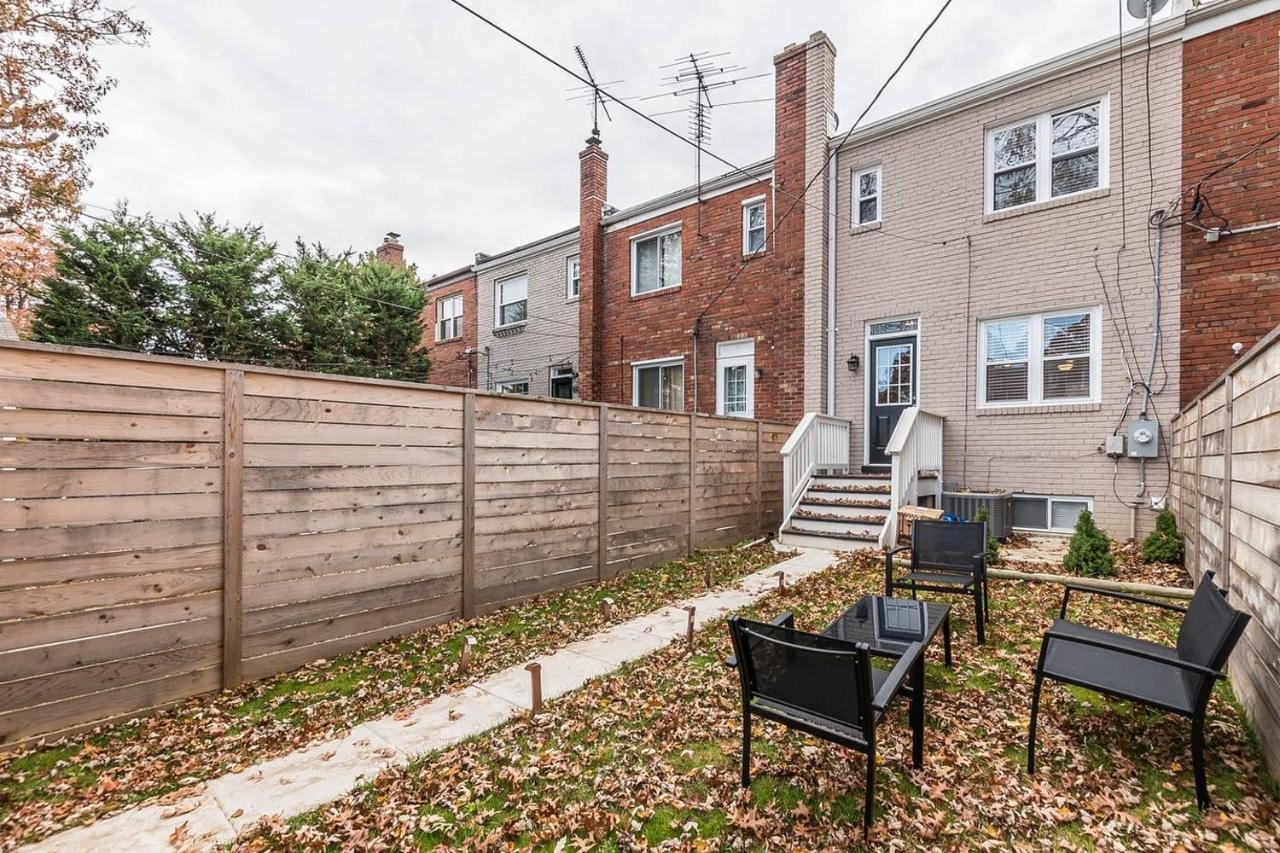 Beautiful 3Br 2Ba House With Cozy Backyard By Cozysuites Alexandria Eksteriør billede